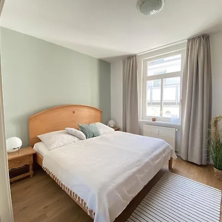 Seeblick Warnemünde - Mit Meerblick Und Balkon Direkt Am Für 2-4 Pers