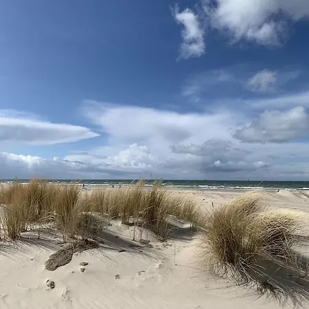 Seeblick Warnemuende - Mit Meerblick Und Balkon Direkt Am Fuer 2-4 Pers Apartman *